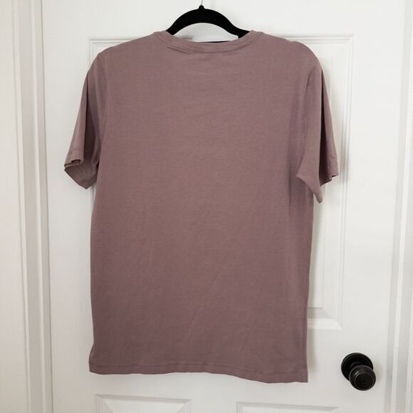 Men Vuori Tuvalu Short Sleeve Crew Neck Tee in Medium Dark Umber Size Small - Picture 3 of 9